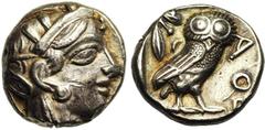 Greek ATTIQUE, ATHENES, AR tétradrachme, vers 400 av. J.-C. Droit : Tête casquée d'Athéna à droite, le casque orné d'un fleuron et de feuilles d'olivier. Revers : AΘE Chouette à droite, tête de face. 