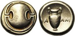 Greek and Celtic Coins BEOTIE, THEBES, AR statère, vers 350 av. J.-C. Droit : Bouclier béotien. Revers : Cratère à volutes. De part et d'autre, KA-ΛΛI. Ref.: BMC 151; SNG Delepierre 1309. 12,03g. Prov
