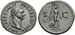 ROMAN COINS COLLECTION : Auguste - Domitia DOMITIEN Auguste (81-96), AE as, 84, Rome. D/ IMP CAES DIVI VESP F DOMITIAN AVG GER COS X T. l. à d., l''épaule g. dr. de l''égide. R/ S-C Victoire marchant 