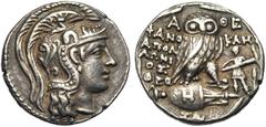 GREEK WORLD ATTIQUE, ATHENES, AR tétradrachme, 143-142 av. J.-C. D/ T. casquée d''Athéna à d. R/ A-ΘE/ ΦANO-KΛHΣ/ AΠΟΛ/ΛΩNI/OΣ/ ΘEO Chouette sur une amphore de f. A d., Artémis deb. de f., ten. une lo