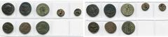 ROMAN LOTS AE lot de 8 bronzes, dont: Constance Chlore, follis, Alexandrie, R/ Genius; Maximien Galère, follis, Lyon, R/ Genius; Sévère II, follis, Serdica, R/ Genius; Maximin II Daza, Antioche, 1/12 