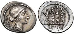 ROMAN REPUBLIC M. Iunius Brutus Q. Caepio, AR denier, 54 av. J.-C., Rome. D/ LIBERTAS T. de Libertas à d., parée de boucles d''oreilles et d''un collier. R/ BRVTVS Le consul L. Iunius Brutus marchant 