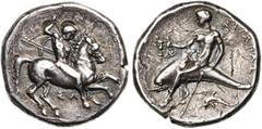 MAGNA GRAECIA CALABRE, TARENTE, AR nomos, 325-280 av. J.-C. D/ Cavalier au galop à d., ten. un bouclier et deux lances de la g. et brandissant une troisième lance de la d. Sous le cheval, ΣA. R/ TAPAΣ
