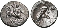 MAGNA GRAECIA CALABRE, TARENTE, AR nomos, 272-235 av. J.-C. D/ Cavalier au galop à d., ten. un bouclier et deux lances de la g. et brandissant une troisième lance de la d. Dans le champ à g., ΔΙ. Sous