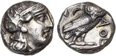 GREEK WORLD : ETRURIA - NUMIDIA ATTIQUE, ATHENES, AR tétradrachme, vers 350 av. J.-C. D/ T. casquée d''Athéna à d., le casque orné d''un fleuron et de feuilles d''olivier. R/ AΘE Chouette à d., t. de 