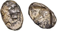 GREEK WORLD ATTIQUE, ATHENES, AR tétradrachme, vers 250 av. J.-C. D/ T. casquée d''Athéna à d., le casque orné d''un fleuron et de feuilles d''olivier. R/ AΘE Chouette à d., t. de f. A g., pousse d''o