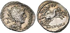 ROMAN REPUBLIC M. Lucilius Rufus, AR denier, 101 av. J.-C., Rome. D/ T. casquée de Roma à d. Derrière, PV. Le tout dans une couronne de laurier. R/ Victoire conduisant un bige à d. Au-dessus, RVF. A l