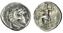 MACEDONIA. Alejandro III. Abydus. Dracma (328-323 a.C.). R/ Zeus sentado a izq., marcas: ¿figura humana? y III. AR 4,2 g. COP-1501 vte. Pequeñas concreciones. MBC.