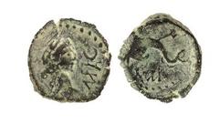 HISPANIA ANTIGUA (Ancient Hispania) MARSELLA. Pequeño bronce. A/ Cabeza de Apolo a dcha; delante MAC. R/ Delfín a izq. Con tridente; debajo NM. CMG-2083. Pát. verde. 2,42 g. MBC+
