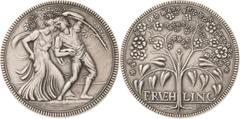 Kunstmedaillen und Plaketten Römer, Georg 1868-1922 Silbermedaille o.J. (vor 1905) Frühling. Auf einer Wiese tanzendes Paar / Stilisiertes Blütengewächs mit herzförmigem Blattwerk. 47,1 mm, 43,79 g He