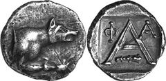 Argos The coinage of Argos from the late 2nd century thr Estimate: CHF 175.00 Triobol (Silver, 2.28 g 4), c. late 2nd century-80s. Forepart of wolf at bay to right. Rev. with - above and club right be