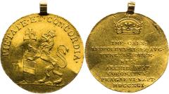 House of Habsburg | RDR Leopold II, House of Habsburg Gold Token 1791 (3/4 Ducat). Coronation of bohemian king in Prague Edge nick. Scratches. Bent. Mounting. Damage.. Leopold II., RDR Goldejeton 1791