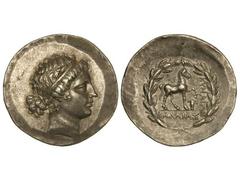 Tetradracma. 150-145 a.C. AEOLIS KYME. Anv.: Cabeza diademada de Amazón Kyme a derecha. Rev.: Caballo con bridas a derecha dentro de láurea, delante y debajo leyenda. 16,85 grs. AR. Se-4183. EBC+/EBC.