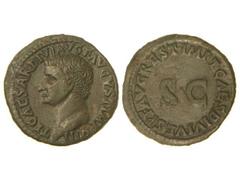 Dupondio. 14 a 37 d.C. TIBERIO. Restitución de Tito. Anv.: TI. CAESAR DIVI. AVG. F. AVGVST. IMP. VIII. Cabeza descubierta a izquierda. Rev.: IMP. T. CAES. DIVI. VESP. F. AVG. REST., alrededor de S.C. 