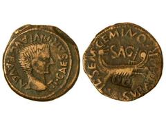 As. ÉPOCA DE TIBERIO. SAGUNTO. Anv.: TI. CAESAR DIVI. AVG. AVGV. Cabeza de Tiberio a derecha. Rev.: SAG. L. SEMP. GEMINO. L. (VAL.) SVRA. II VIR. Nave. 12,20 grs. Resello DD. AB-2091 var. MBC.