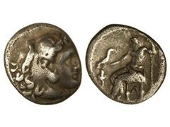 Dracma. ALEJANDRO MAGNO. AMPHIPOLIS. Anv.: Cabeza de Hércules con piel de león a derecha. Rev.: Zeus entronizado a izquierda, alrededor leyenda y símbolos. 4 grs. AR. Müller-31. MBC/MBC-.
