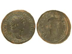 Dupondio. Acuñada el 104-110 d.C. TRAJANO. Anv.: IMP. CAES. NERVAE TRAIANO AVG. GER. DAC. P. M. TR. P. COS. V P. P. Busto a derecha radiado. Rev.: S. P. Q. R. OPTIMO PRINCIPI S. C. Coraza. Pátina verd