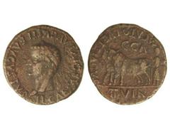 As. ÉPOCA DE TIBERIO. CAESARAUGUSTA. Anv.: TI. CAE(SAR DIVI.) AVGVSTI. F. AVGVSTVS. Cabeza laureada de Tiberio a derecha. Rev.: M. CATO. L. BETTIACVS II VIR. C. C: A. Yunta a izquierda. 12,60 grs. Pát