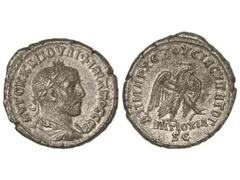 Tetradracma. 244-249 d.C. FILIPO I. ANTIOQUÍA. Anv.: Busto laureado a derecha, alrededor leyenda. Rev.: Águila en pie a derecha, alrededor leyenda. 12,60 grs. Ve. G.I.C.-3958 var. EBC-.