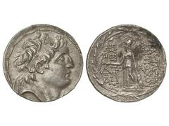 Tetradracma. 138-128 a.C. ANTÍOCO VII. REINO SELÉUCIDA. Anv.: Cabeza diademada a derecha. Rev.: Atenea en pie a izquierda con Victoria, delante y detrás leyenda, alrededor láurea. 16,40 grs. AR. Se-70