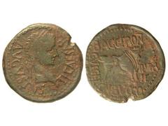 As. ÉPOCA DE TIBERIO. CELSA. Anv.: TI. CAESAR AVGVSTVS. Cabeza laureada de Tiberio a derecha. Rev.: BACC. FRONT. CN. BVCCO. II VIR. C. V I. CEL. Toro a derecha. 11,30 grs. Pátina verde. AB-819. MBC-.