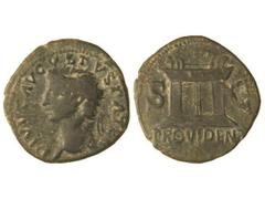 Dupondio. Acuñada el 22 d.C. AUGUSTO. Restitución de Tiberio. Anv.: DIVVS AVGVSTVS PATER. Cabeza radiada a izquierda. Rev.: PROVIDENT S. C. Altar. 8,80 grs. Pátina verde. C-228. MBC-.