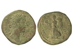 Dupondio. 161-180 d.C. MARCO AURELIO. Anv.: M. AVREL. ANTONINVS AVG. TR. (...). Busto radiado a derecha. Rev.: IMP. X COS. (...) S. C. Victoria a izquierda. 11,60 grs. Pátina verde. (Oxidaciones). MBC