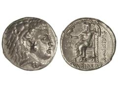 Tetradracma. 323-317 a.C. FILIPO III. SIDÓN. Anv.: Cabeza de Hércules con piel de león a derecha. Rev.: Zeus entronizado a izquierda, alrededor leyenda y monogramas. 16,90 grs. AR. (Pequeña oxidación 