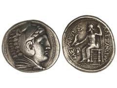 Tetradracma. 336-323 a.C. ALEJANDRO MAGNO. URBES INCIERTAS DE MACEDONIA. Anv.: Cabeza de Hércules con piel de león a derecha. Rev.: Zeus entronizado a izquierda, alrededor leyenda y símbolo. 17,20 grs
