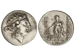 Tetradracma. 148 a.C. THASOS. Anv.: Cabeza de Dionisio diademada a derecha. Rev.: Hércules desnudo en pie a izquierda. Se-1759. MBC.