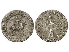 Tetradracma. 35-5 a.C. AZES II. INDOESCITAS DEL PAKISTÁN. Anv.: Guerrero a caballo a derecha. Rev.: Figura en pie a derecha con escudo y lanza. 10 grs. AR. MBC+.