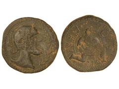 Dupondio. FLORENTIA. Anv.: Cabeza masculina con casco a derecha, delante palma. Rev.: Triscela, alrededor leyenda. 13,90 grs. Pátina verde. (Pequeñas oxidaciones). RARÍSIMA Y MÁS EN ESTA CALIDAD. AB-1