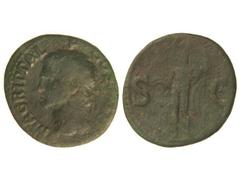 Dupondio. Acuñada el 27-12 a.C. AGRIPA. Anv.: M. AGRIPPA L. F. COS. III. Cabeza a izquierda con corona rostral. Rev.: S.C. Neptuno en pie a izquierda con tridente y delfín. 9,10 grs. Pátina verde. C-3