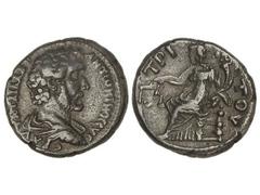 Tetradracma. ANTONINO PÍO. ALEJANDRÍA. Anv.: Busto a derecha. Rev.: TPI TOY. Justicia sentada a izquierda sosteniendo balanza y cornucopia. 13,01 grs. (Rayitas). RARA. GIC-No cat. MBC.