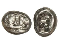 1/2 Estátera. 546-510 a.C. REINO DE LYDIA.BAJO OCUPACIÓN PERSA. Anv.: Mitad león atacando mitad toro. Rev.: Dos cuadrados incusos. 5,30 grs. AR. ESCASA. Se-3424. MBC-.