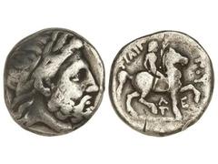 Tetradracma. 359-336 a.C. FILIPO II. AMPHIPOLIS. ¿IMITACIÓN GALA? . Anv.: Cabeza laureada de Zeus a derecha. Rev.: Jinete con palma a derecha, alrededor leyenda y símbolos. 14,10 grs. AR. (Golpe en ca
