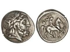 Tetradracma. 359-336 a.C. FILIPO II. ANPHIPOLIS. Anv.: Cabeza laureada de Zeus a derecha. Rev.: Jinete desnudo a derecha, alrededor leyenda y símbolos. 14,23 grs. AR. (Pequeño golpe de cizalla). Se-66
