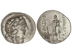 Tetradracma. 148 a.C. IMITACIÓN THASOS. CELTAS DEL DANUBIO. Anv.: Cabeza de Dionisos a derecha. Rev.: Hércules en pie a izquierda, alrededor leyenda. 16,99 grs. AR. SE-215. EBC-/EBC.