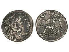 Dracma. 336-323 a.C. ALEJANDRO MAGNO. Anv.: Cabeza de Hércules con piel de león a derecha. Rev.: Zeus entronizado a izquierda, delante ¶, detrás ¶. 4,53 grs. AR. Pátina. Müller-790. EBC-/MBC+.