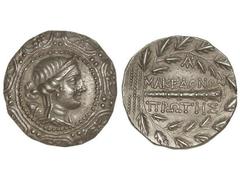 Tetradracma. 158-149 a.C. ANFIPOLIS. MACEDONIA. Anv.: Escudo macedonio, en el centro busto de Artemisa a derecha, detrás arco y carcaj. Rev.: Clava a derecha, encima monograma AP, todo dentro de coron