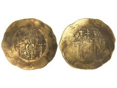 Asprón Trachy. JUAN II (1118-1143 d.C.). CONSTANTINOPLA. Anv.: Cristo entronizado dando la bendición. Rev.: San Jorge y Juan II en pie, en medio una cruz patriarcal. 4,19 grs. Electrón. Pátina. Se-194