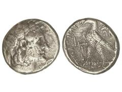 Tetradracma. 146-116 a.C. PTOLOMEO VIII. EGIPTO. Anv.: Cabeza diademada a derecha. Rev.: Águila en pie a izquierda, alrededor leyenda. 13,93 grs. AR. Cy-3235 sim. MBC-.