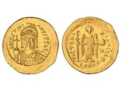 BYZANTINE COINS Sólido. JUSTINIANO I (527-565 d.C.). CONSTANTINOPLA. Anv.: D. N. IVSTINIANVS P. P. AVC. Busto de frente con casco y globo crucífero. Rev.: VICTORIA AVGGG Z. CONOB. Estrella en campo. Á