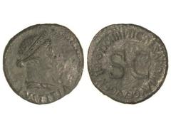 Dupondio. Acuñada el 22-23 d.C. LIVIA. Anv.: IVSTITIA. Busto con diadema a derecha. Rev.: TI. CAESAR DIVI. AVG. F. AVG. P. M. TR. POT. XXIIII, alrededor de S. C. 13,11 grs. AE. Pátina verdosa. C-4. MB