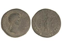Dupondio. Acuñada el 41-42 d.C. ANTONIA. Anv.: ANTONIA AVGVSTA. Busto a derecha con la cabeza descubierta. Rev.: TI. CLAVDIVS CAESAR AVG. P. M. TR. P. IMP. P. P. S. C. Claudio en pie a izquierda. 14,7