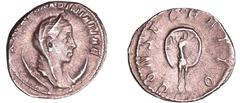 ROMAN COINS Mariniane - Antoninien (253-254, Rome) - Paon A/ DIVAE MARINIANAE. Buste voilé à droite. R/ CONCECRATIO. Paon de face, regardant à gauche. TTB+ RSC.3 (8f)-RCV.10067 ($250)-RIC.3 Bill ; 3.6