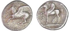 GREEK COINS Corinthe - Diobole au Pégase (400-340 av. J.-C.) A/ Pégase marchant à gauche. R/ Pégase galopant à gauche. TTB GC.2639-BMC.12.271 Ar ; 0.80 gr ; 10 mm