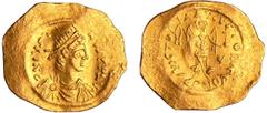 BYZANTINE COINS Justinien 1er - Trémissis (527-563, Constantinople) Au ; 1.47 gr ; 17 mm A/ D N IVSTINIANVS PP AVG. Buste à droite. R/ VICTORIA AVGVSTORVM // CONOB. La Victoire tenant une couronne et 