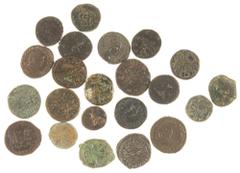 Ancient coins in lots Ancient coins in lots - Miscellaneous - A mixed lot ancient coins: 7 x Antoninianus (Probus, Tetricus, Diocletianus, Quintillus etc.), 3 x small Byzantine Folles, 3 Roman Denarii