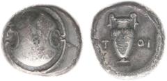 Ancient coinage / Greece Illyria and Central Greece - Boeotia - Thebes - AR Stater (c. 395-338 BC, 11.90g) - Boeotian shield / Amphora in incuse concave field, to left ΠT and to right OI (SNG Copenhag